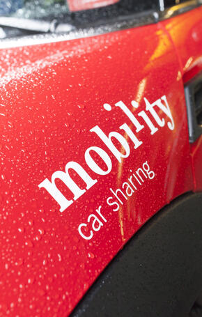 „Carsharing ist Teil der Lösung – unterstützende Rahmenbedingungen müssen dringend folgen“. Gast: Roland Lötscher, Mobility Carsharing